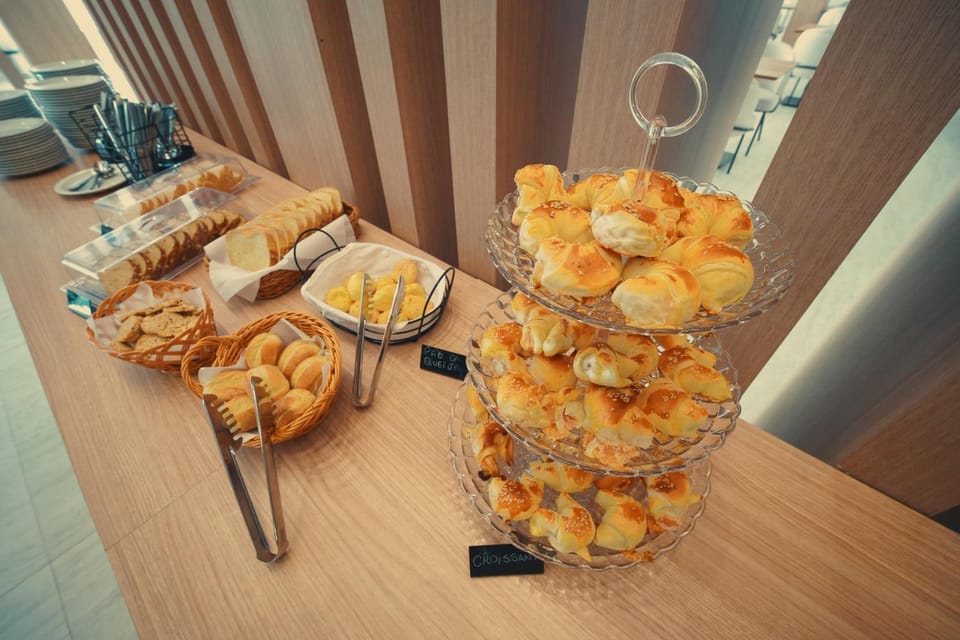 Food and drinks, Food, Breakfast, Buffet breakfast