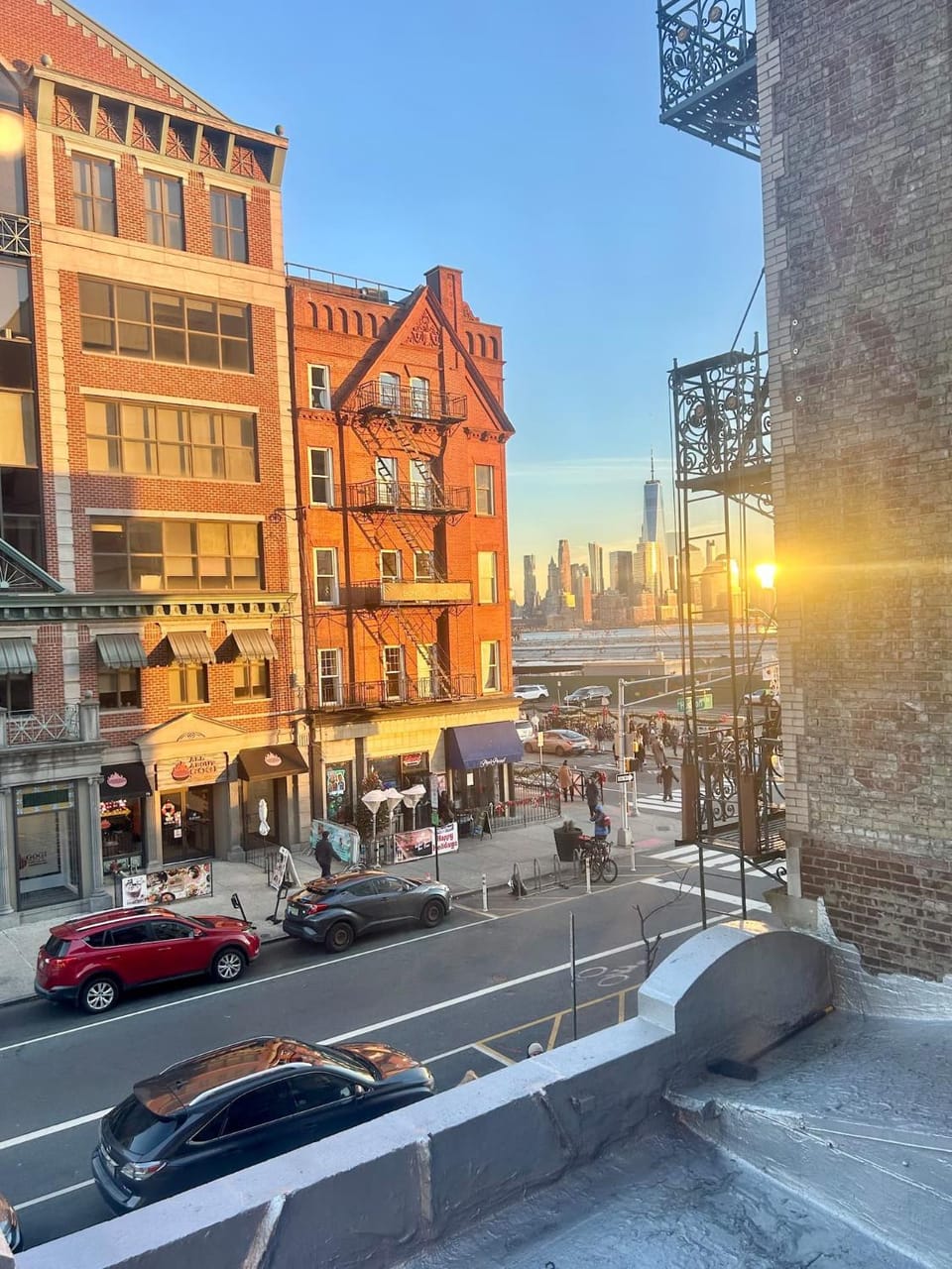 011 - Bright & Cozy 2BR2BA Prime Location Apartment in Hoboken