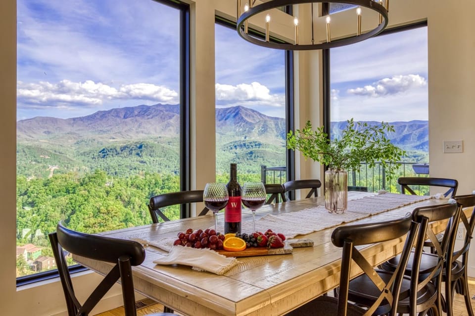 Minutes from the Strip Downtown Gatlinburg Stunning Views Sleeps 125BathsHot Tub Pool House in Gatlinburg