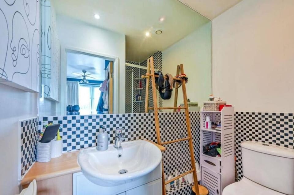 Toilet, Bathroom