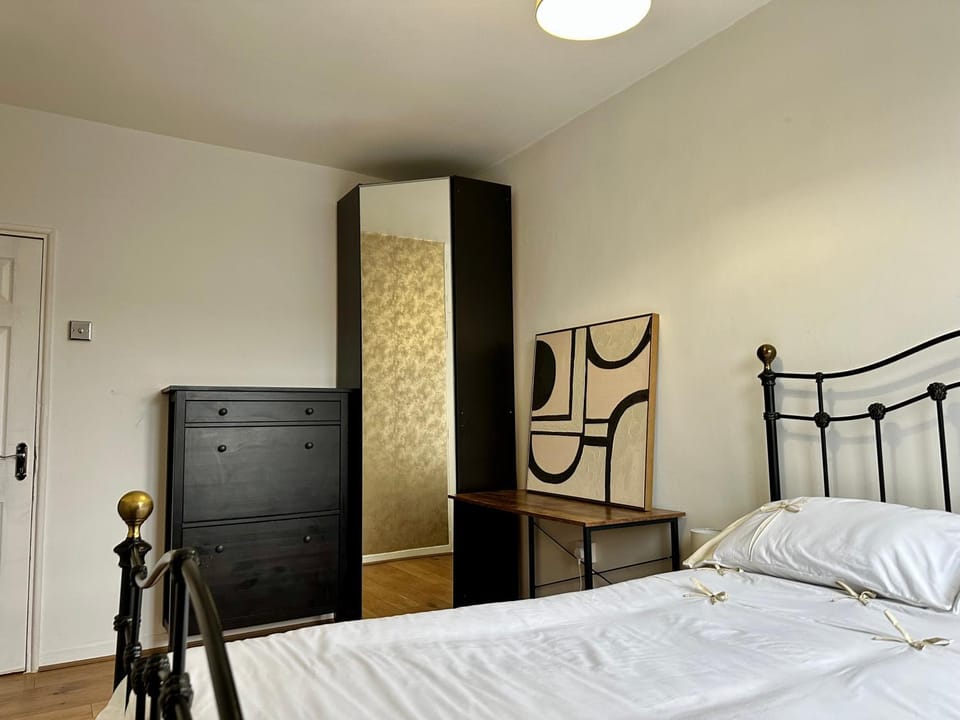 Private Rooms in Shared Flat near Tower Bridge Vacation rental in London Borough of Southwark