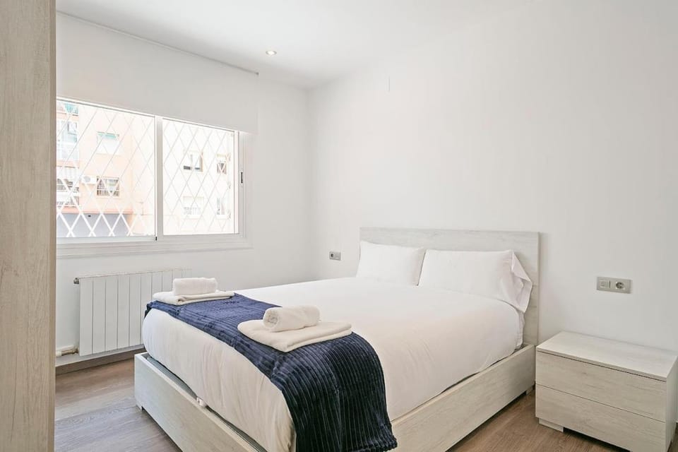 Dialez Holidays - Sant Nicasi Apartment in Catalonia