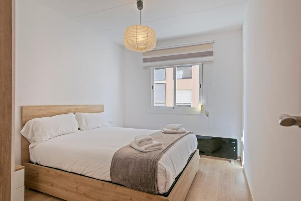 Dialez Holidays - Colomeres Apartment in Catalonia