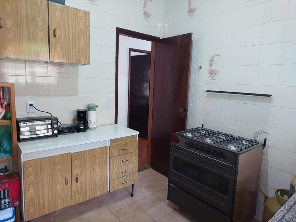 casa 3 quartos em cabo frio com churrasqueira perto do centro e das praias House in São Pedro da Aldeia