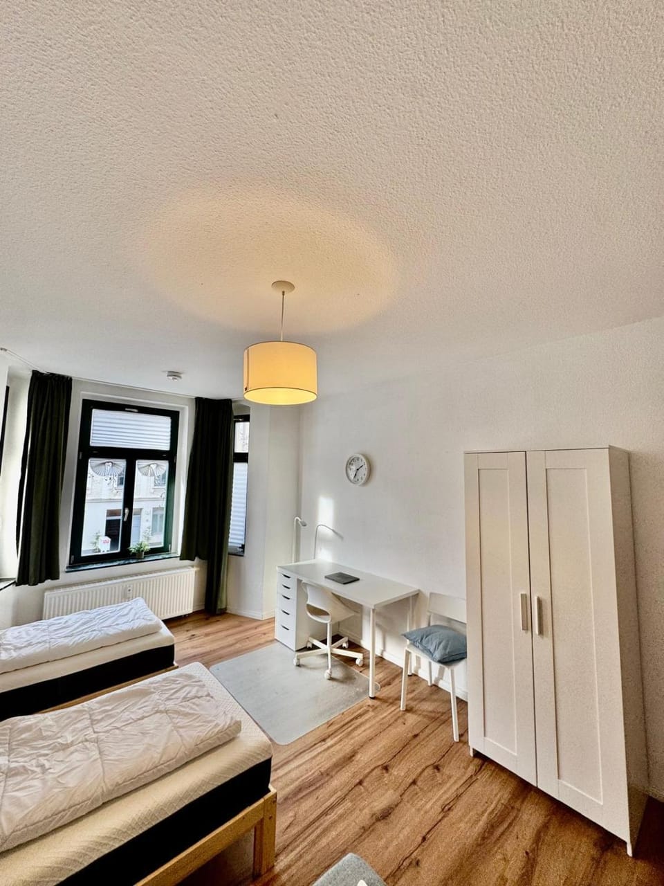 Bed, Photo of the whole room, Bedroom, wardrobe