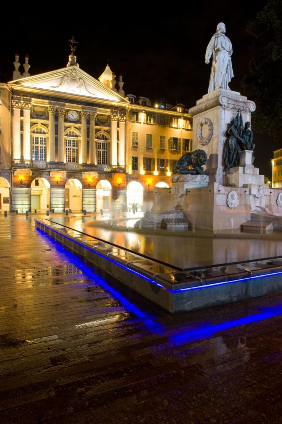 Nearby landmark, Night, City view