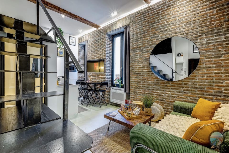 Living room, Dining area, heating, air conditioner