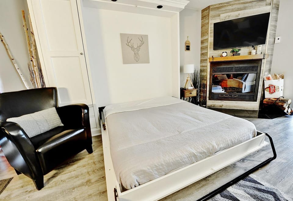 Hameau 28-41 studio Apartment in Quebec