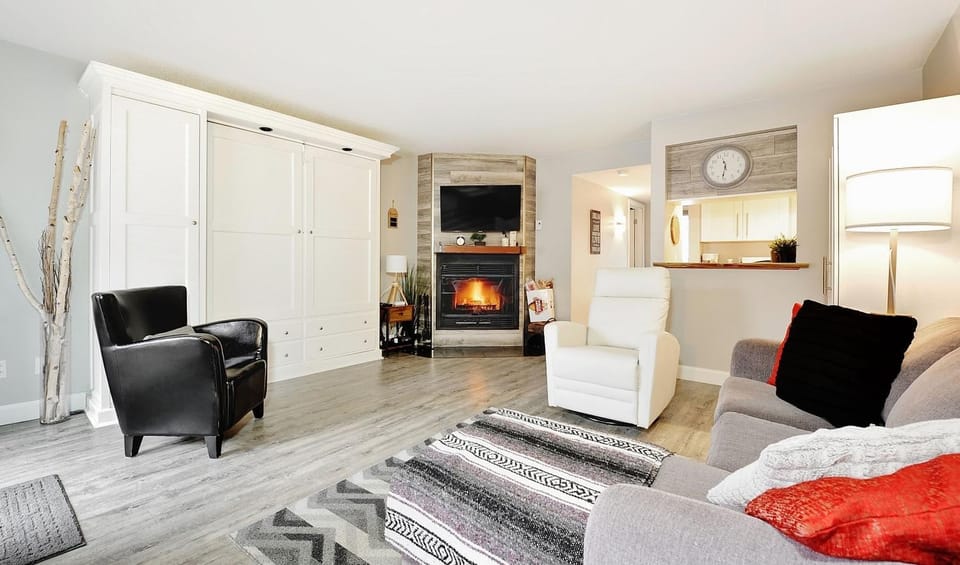 Hameau 28-41 studio Apartment in Quebec