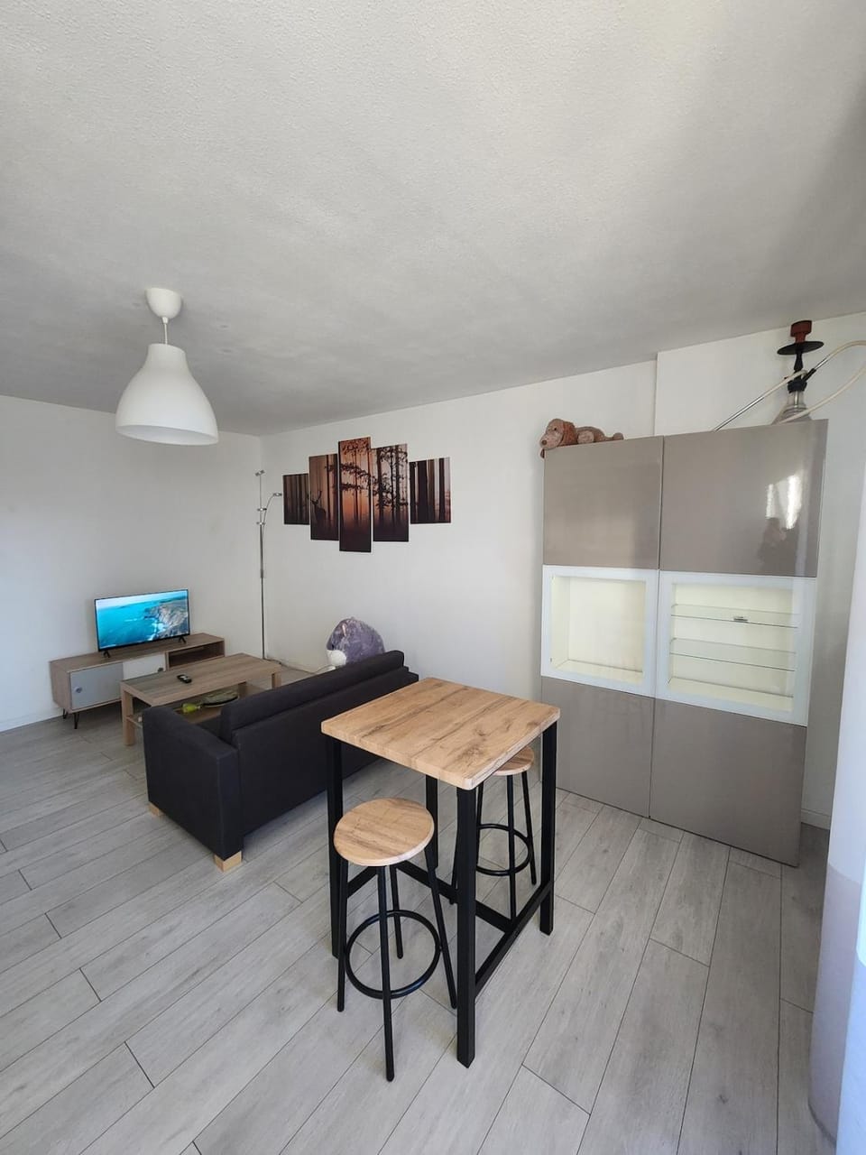 Appartement rez-de-jardin avec terrasse privative Apartment in Switzerland