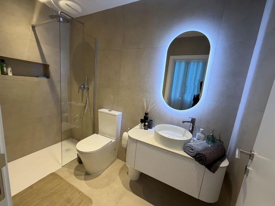 Shower, Bathroom