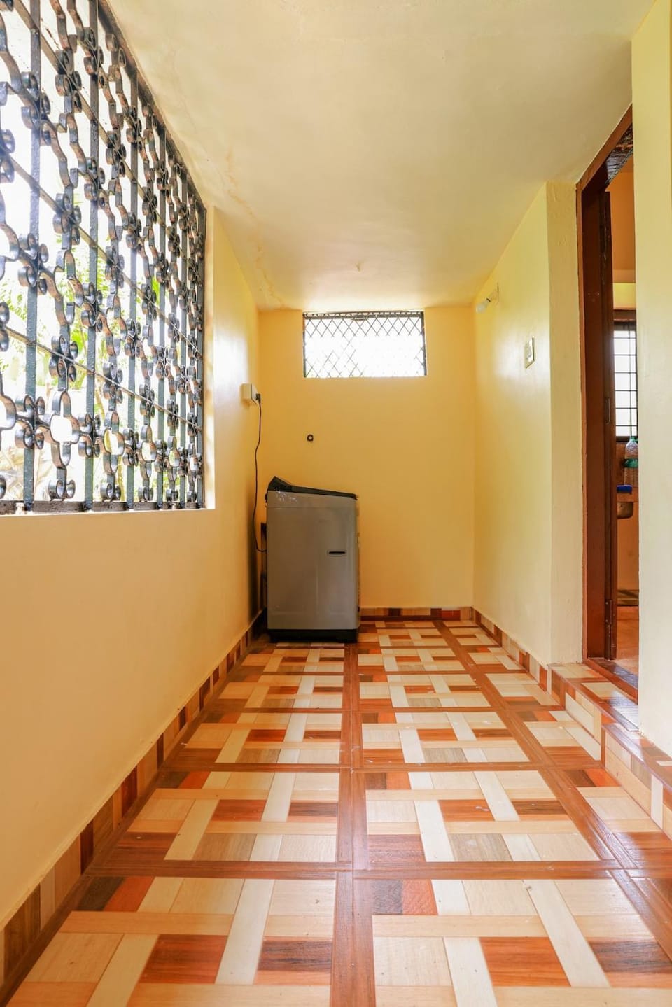 Orange Villa -3 AC Rooms Near Airport Villa in Kochi