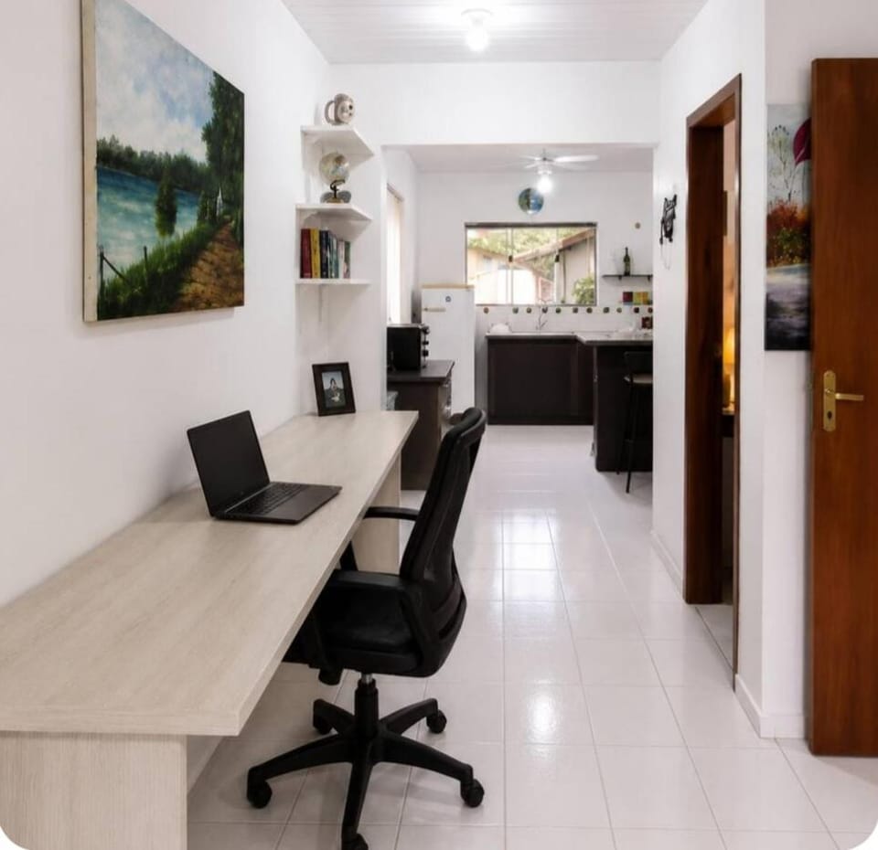 Sossego do Mar - Home Office - Campeche - AR COND - PET - CHURRASQUEIRA House in Florianopolis
