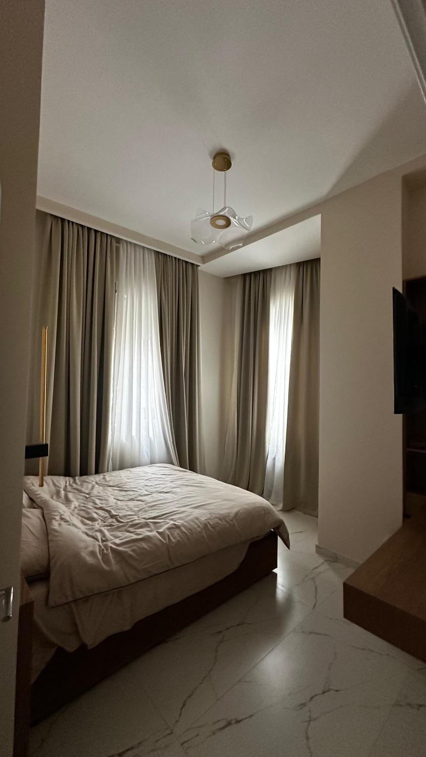 Hailey Apartment in Tirana