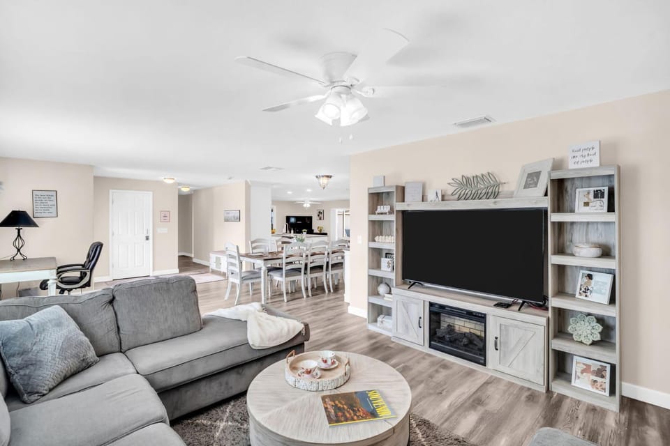 Heated Pool Family Fun at Silver Sands Clearwater Apartment in Largo