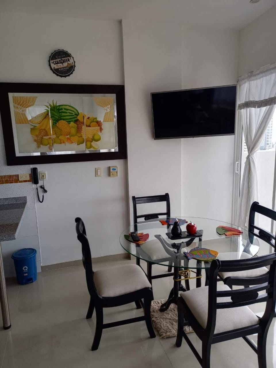 TV and multimedia, Dining area, Evening entertainment