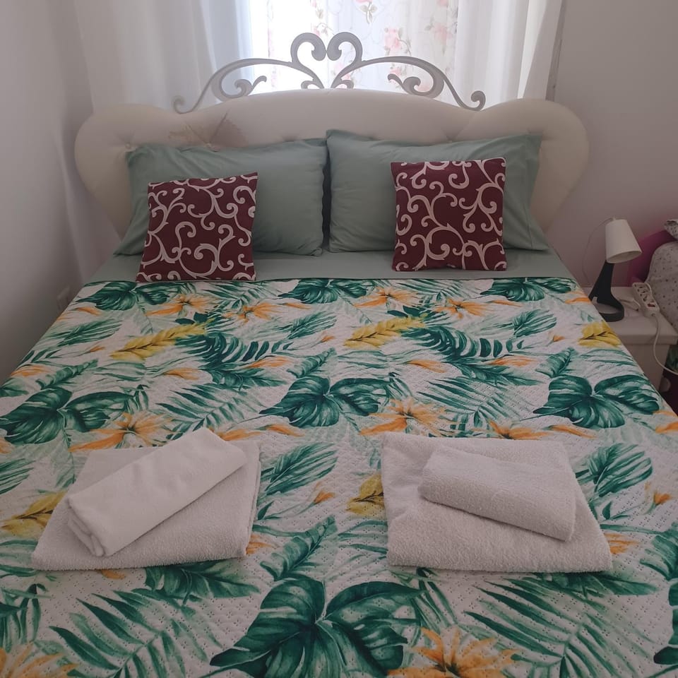 Bed, View (from property/room), Bedroom
