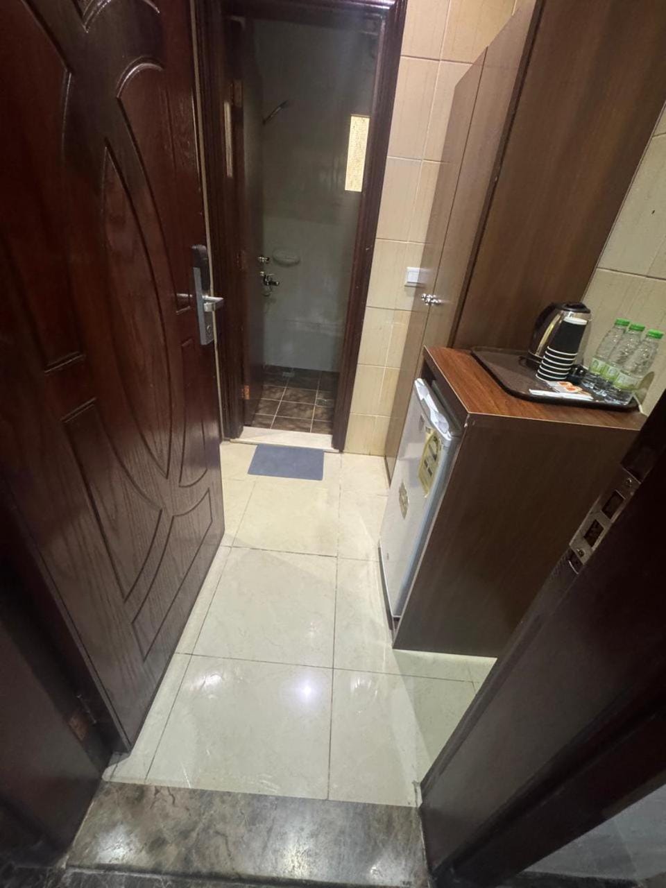 Shower, Bathroom, acessibility