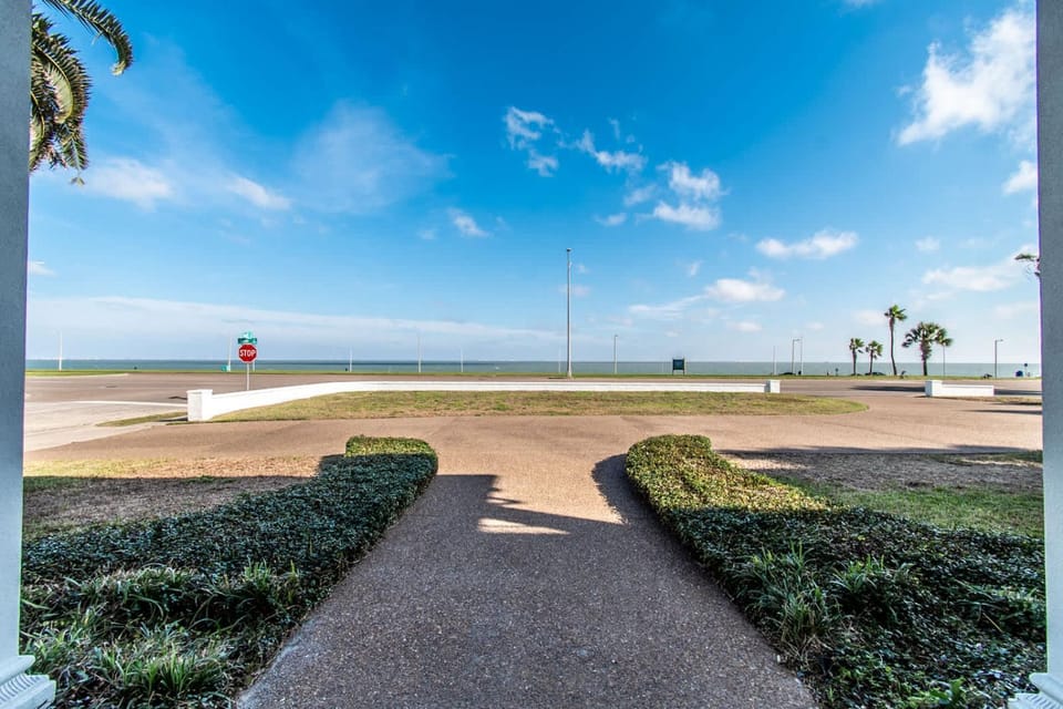 Ocean Drive Grand Estate Sleeps 52 Pool House in Nueces County