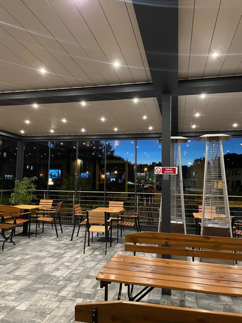 Restaurant/places to eat