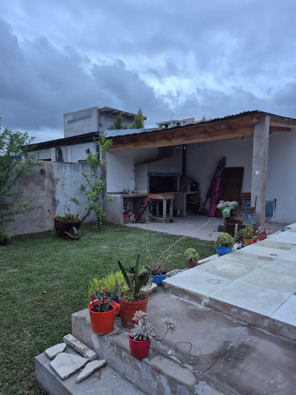 Casa con quincho, parrilla y pileta House in Rincón de Milberg