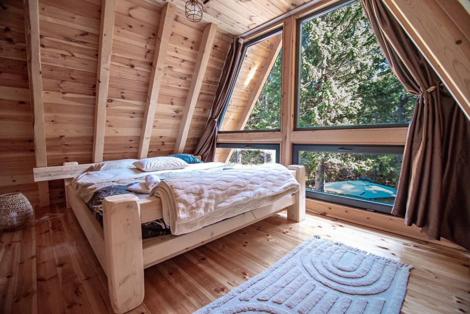 Green Hideaway SPA Chalet in Montenegro