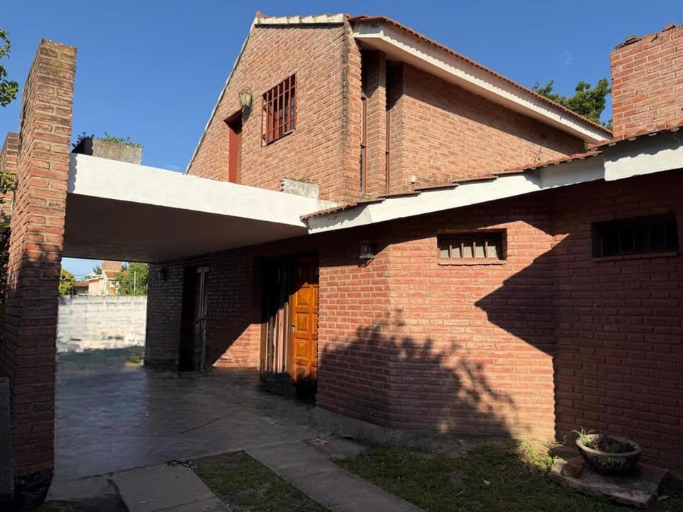Casa Arroyo House in Villa Carlos Paz