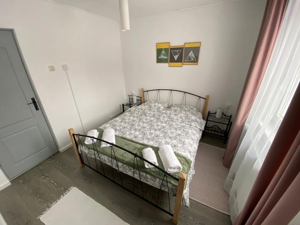 Straja Nest Apartment in Romania