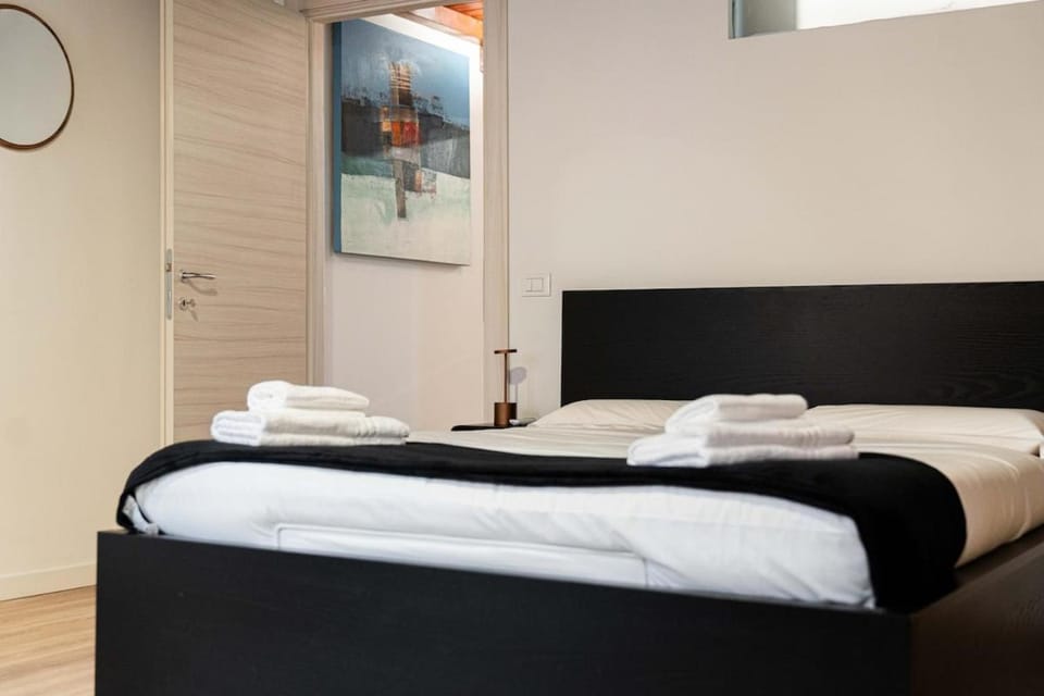 Comfortable Vatican, Pope View Window with St Peter View Apartment in Rome