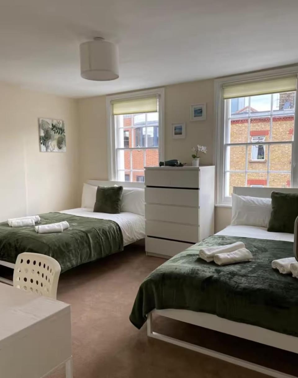 Lovely Rooms in Camden Town, Central London Bed and Breakfast in London Borough of Islington