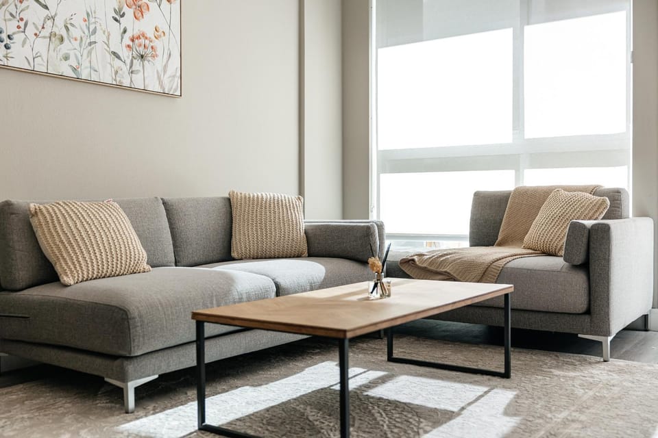 Living room, Seating area