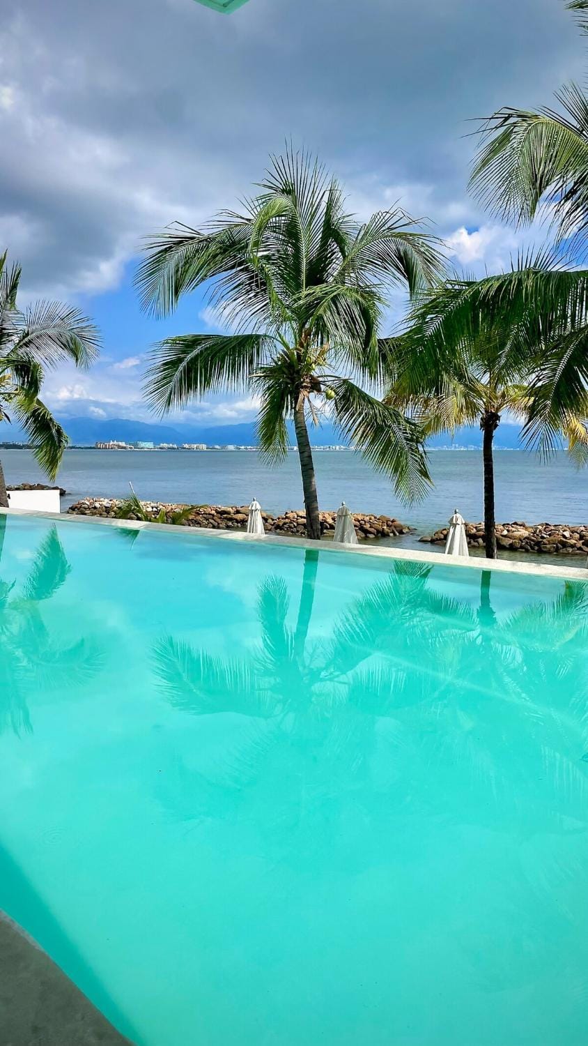 Luxury Oceanfront Penthouse Narval Norte Apartment in Bucerias