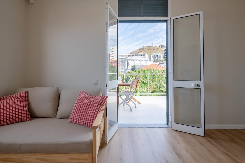 Balcony/Terrace, Balcony/Terrace
