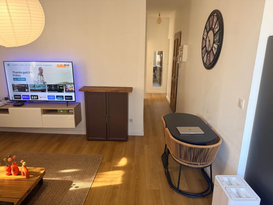 logement entier chambre salon proche du velodrome et Prado calme et spacieux Apartment in Marseille