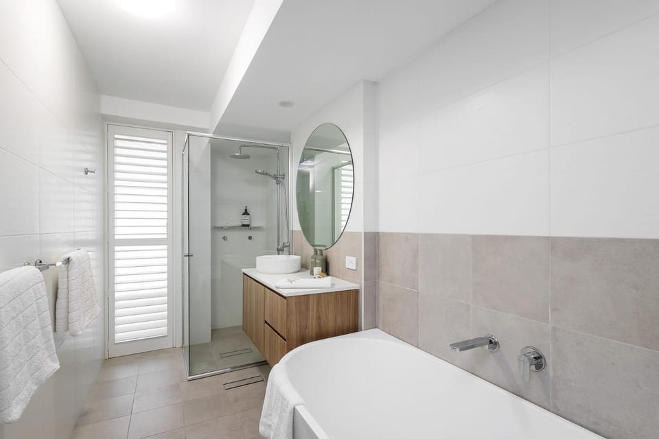 'Mistral Court' Beachside Apartment with Views Apartment in Nelson Bay