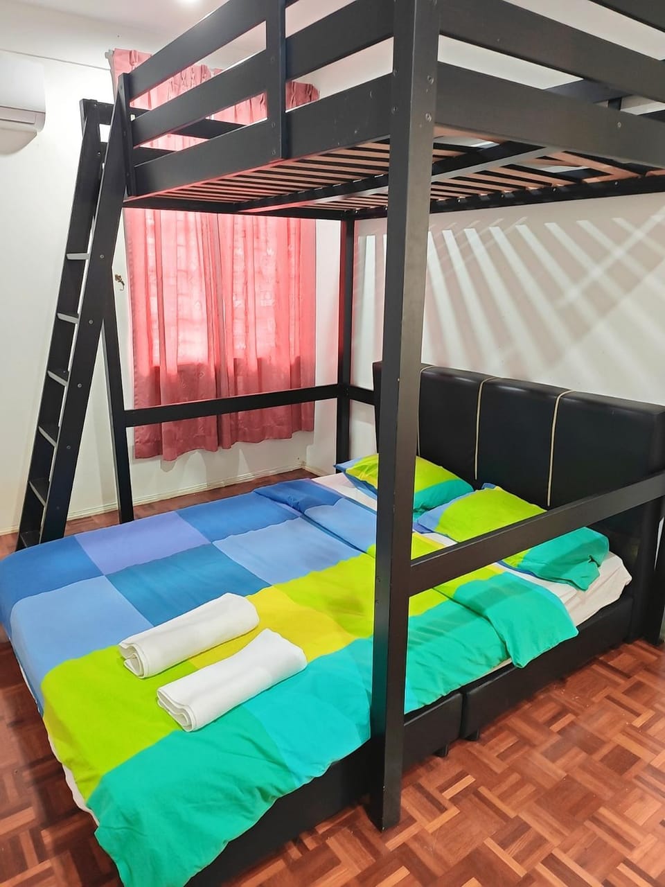 Saradise Staycation Semi Detached House House in Kuching