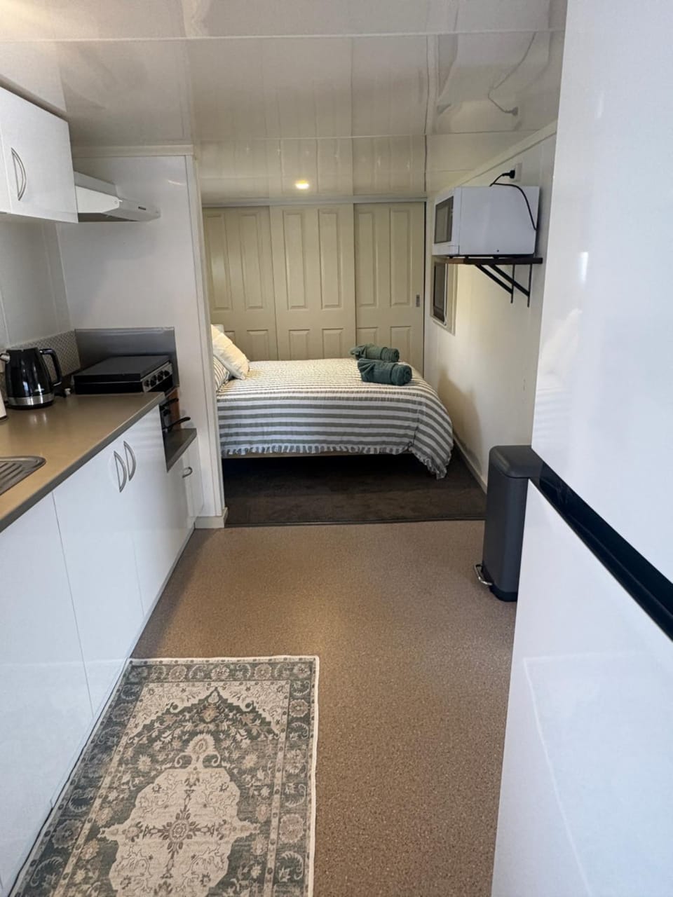 Kitchen or kitchenette, oven