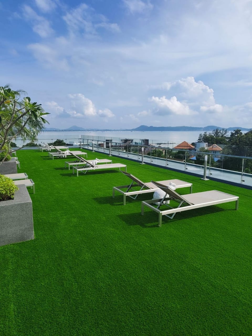 Balcony/Terrace, Swimming pool