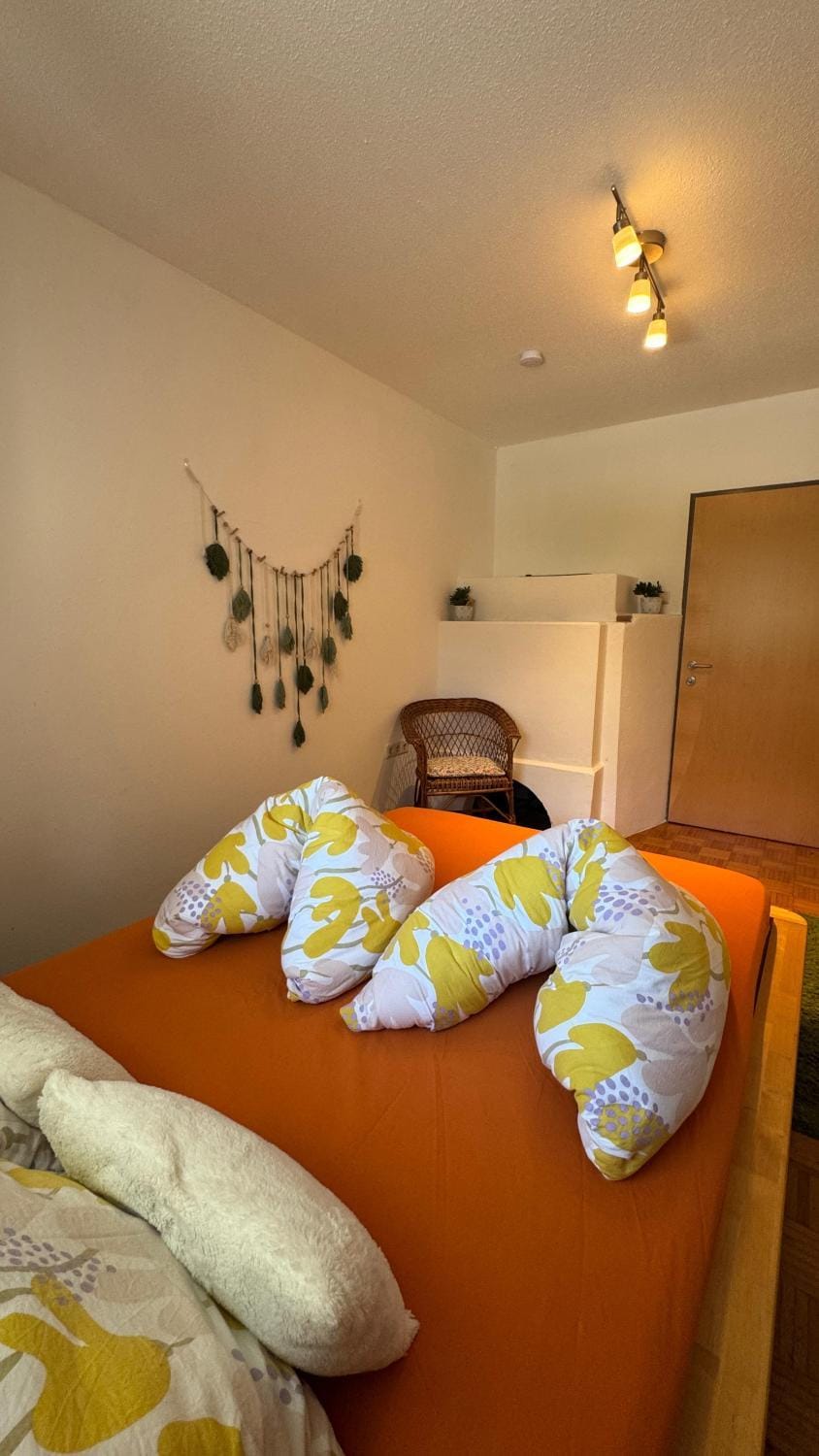 Bed, Bedroom