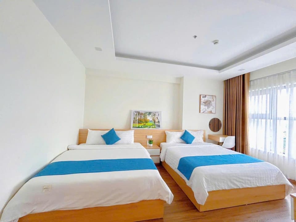 Bed, bunk bed