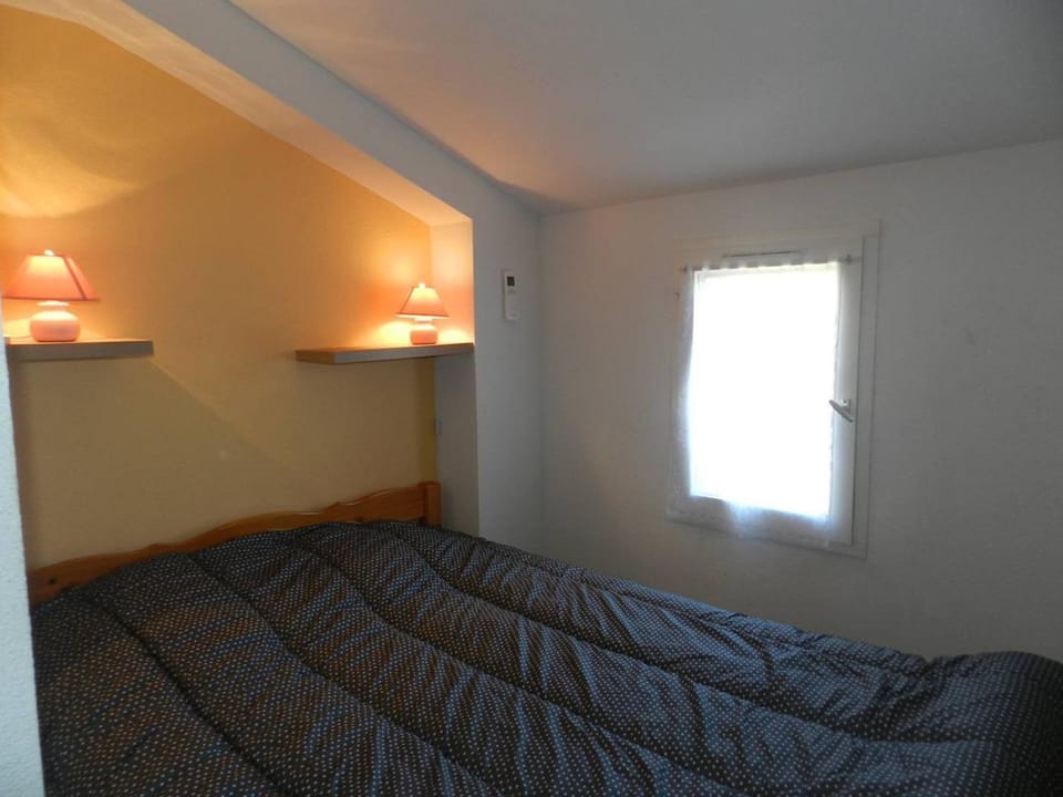 Duplex climatisé 2 chambres avec piscine et parking - Le Lavandou - FR-1-251-905 House in Le Lavandou