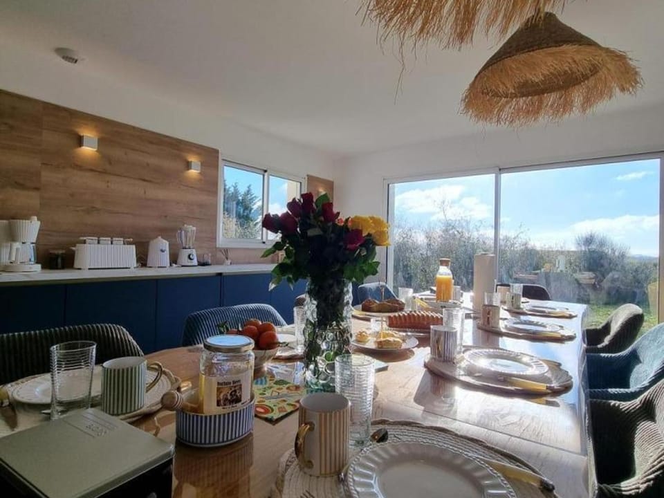 Gîte spacieux 12 pers à Saint-Germain-Laval - Confort et charme - FR-1-496-378 House in Auvergne-Rhône-Alpes