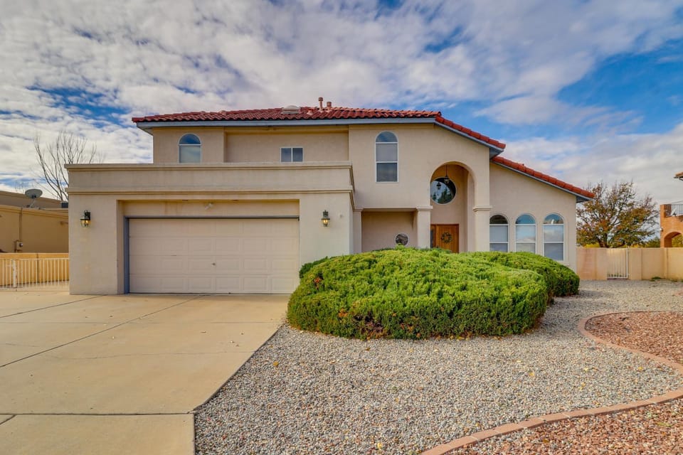 Patio w/ Tranquil Views! Home 14 Mi to Albuquerque House in Rio Rancho