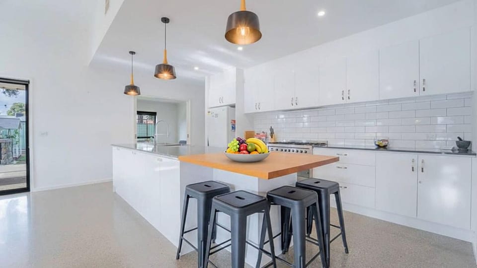 Parkland Garden Retreat House in Bendigo