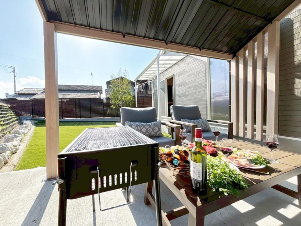 Patio, Garden, Dining area, Garden view