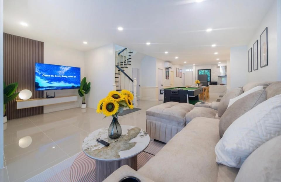 Patong Center lucky home House in Patong