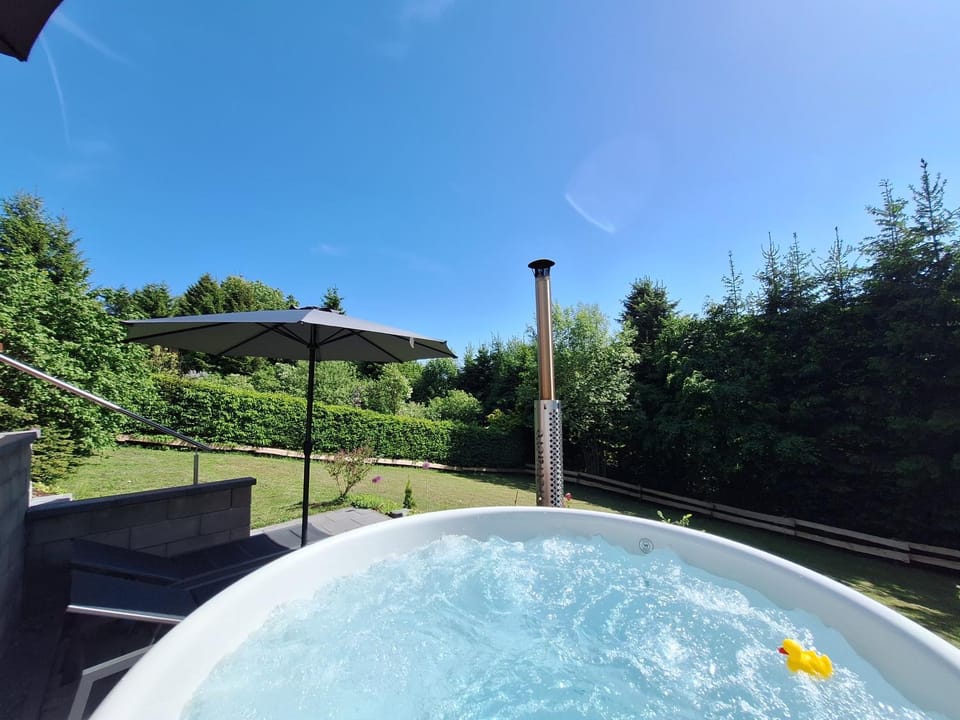 Hot Tub, Garden view