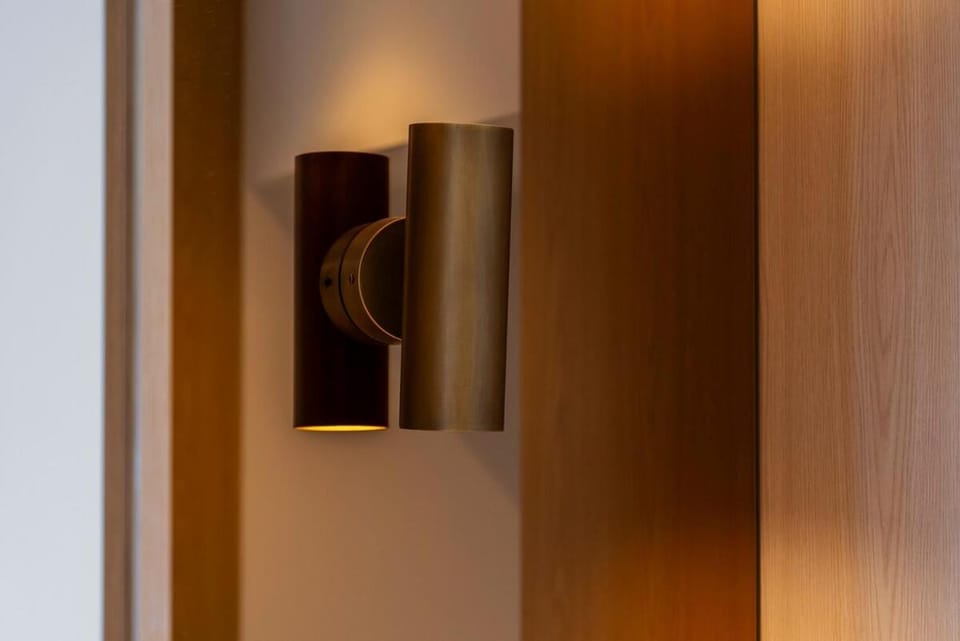 The Queensbridge Contemporary Nostalgia Apartment in Southbank