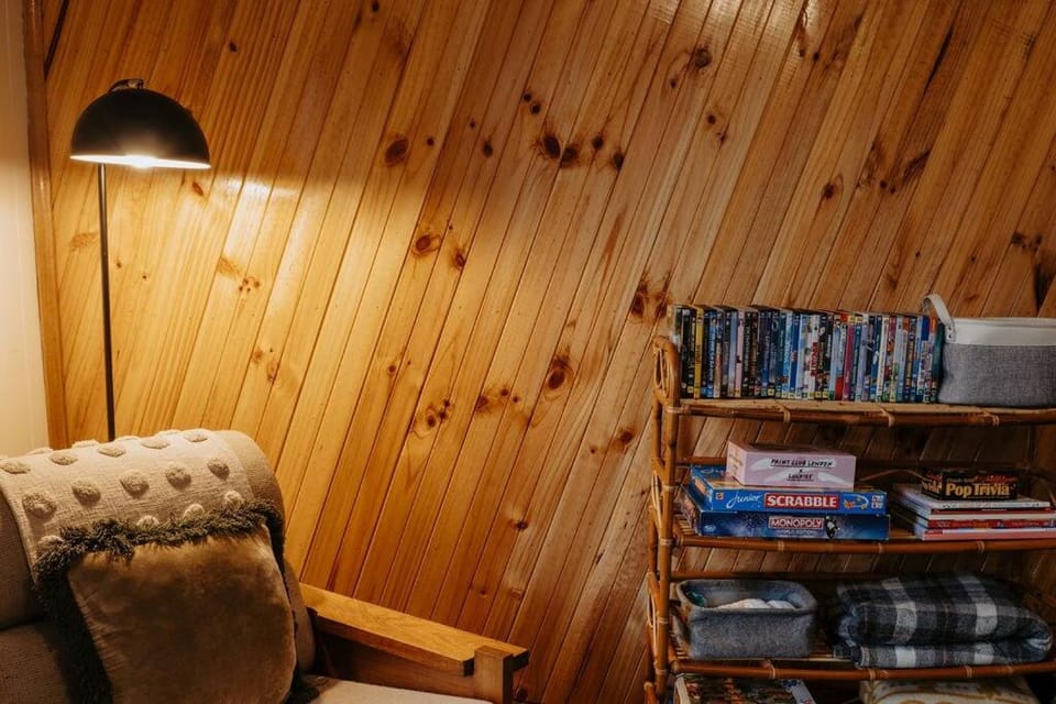 Little Yellow Cottage Queenstown House in Queenstown