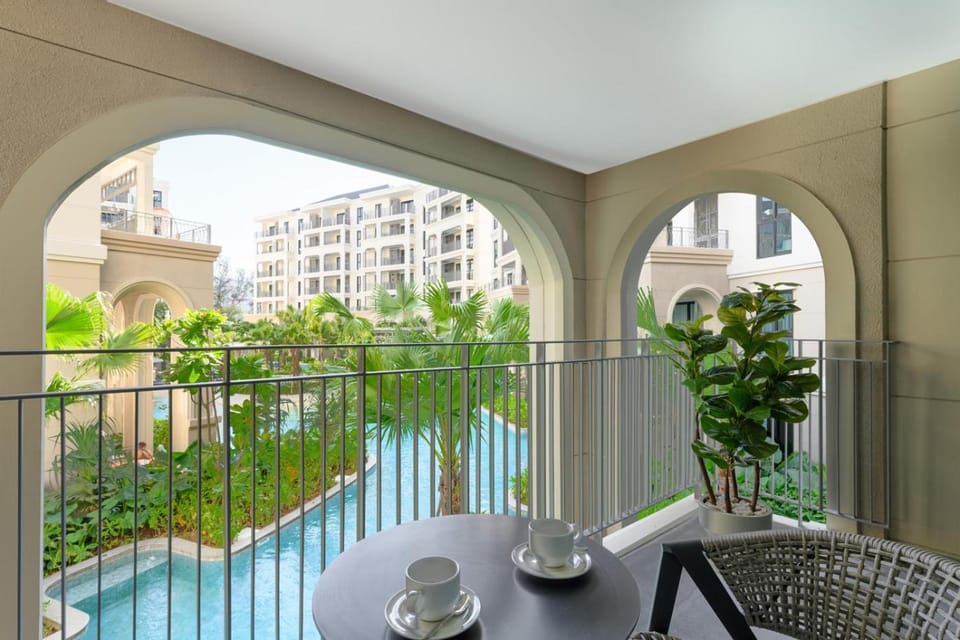 Day, Balcony/Terrace